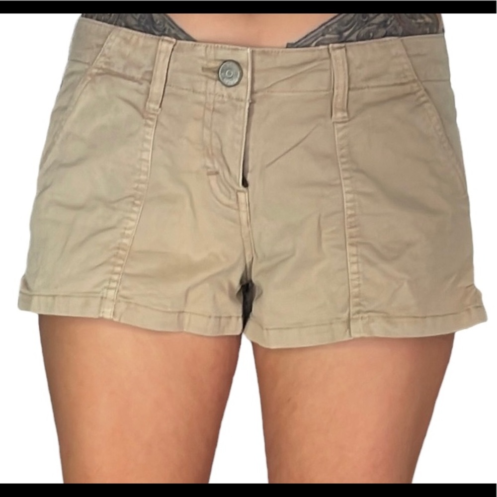 Rip Curl. (Size-Small) Denim Shorts. Tan.